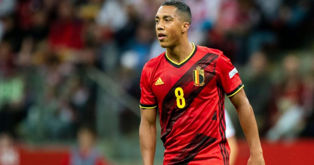 Barcelona Terdepan Pada Perburuan Youri Tielemans dari Leicester City